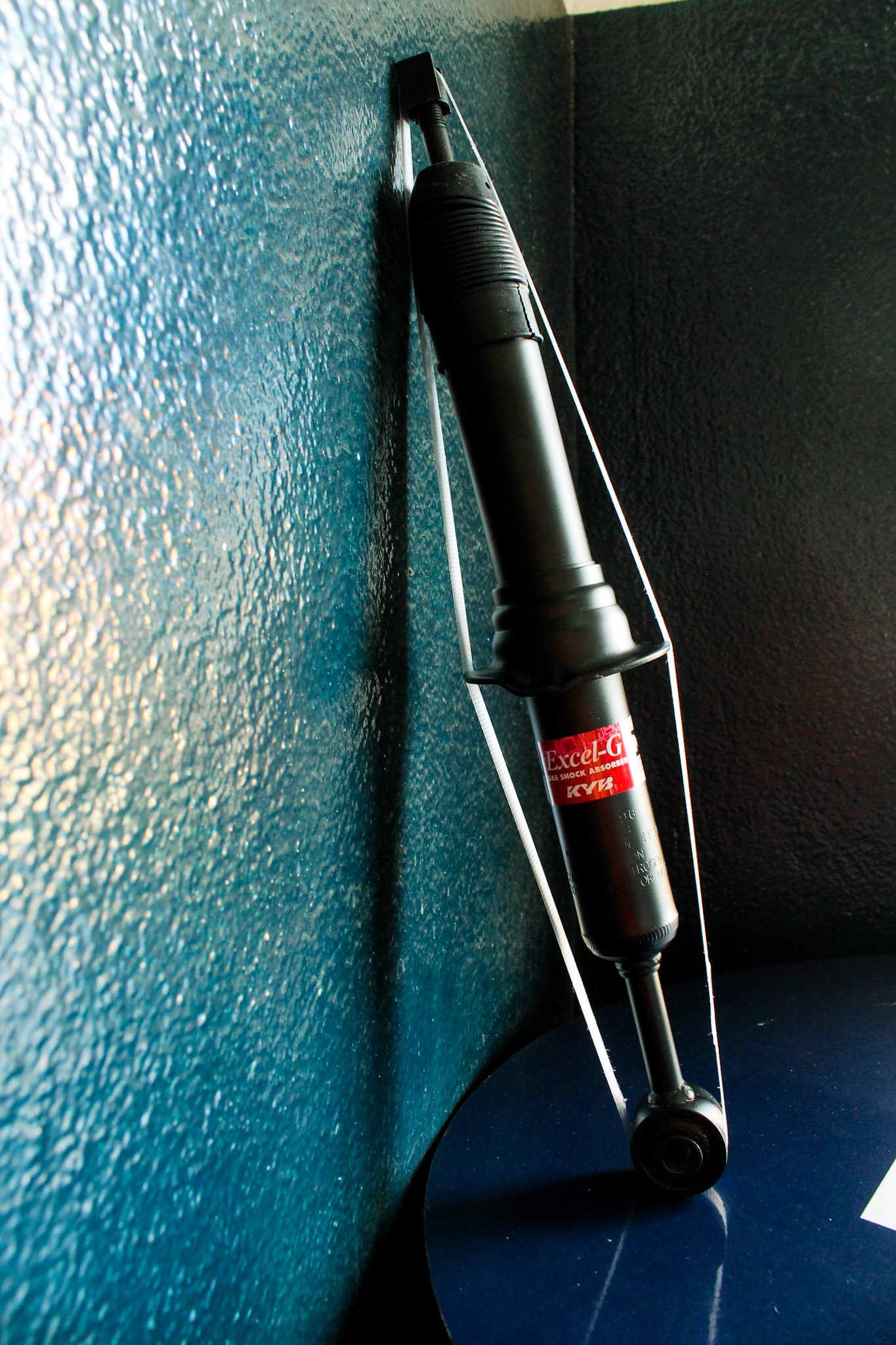 Amortecedor KYB Excel-G — suspensão de alta performance em Sete Lagoas